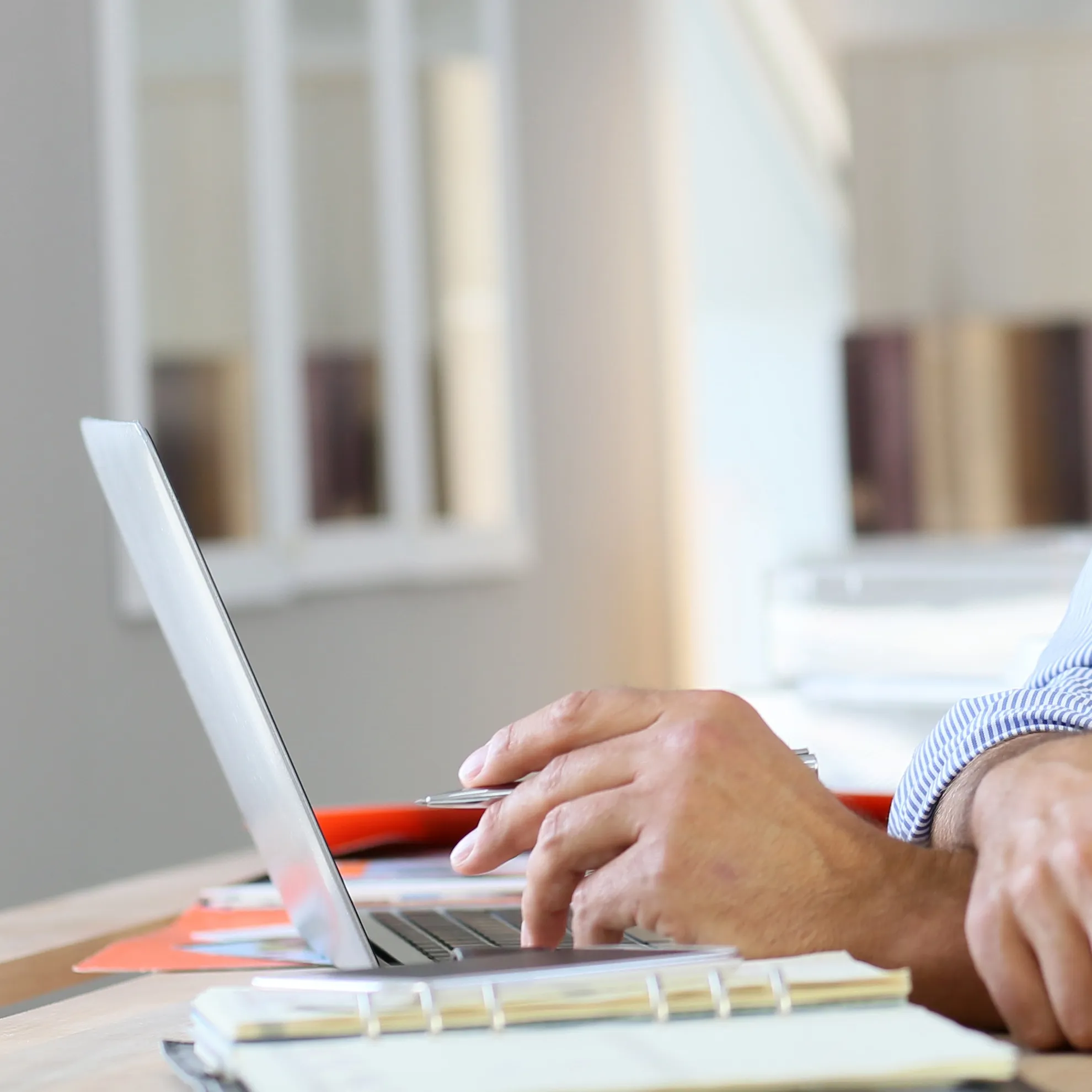 運用・業務代行サービス